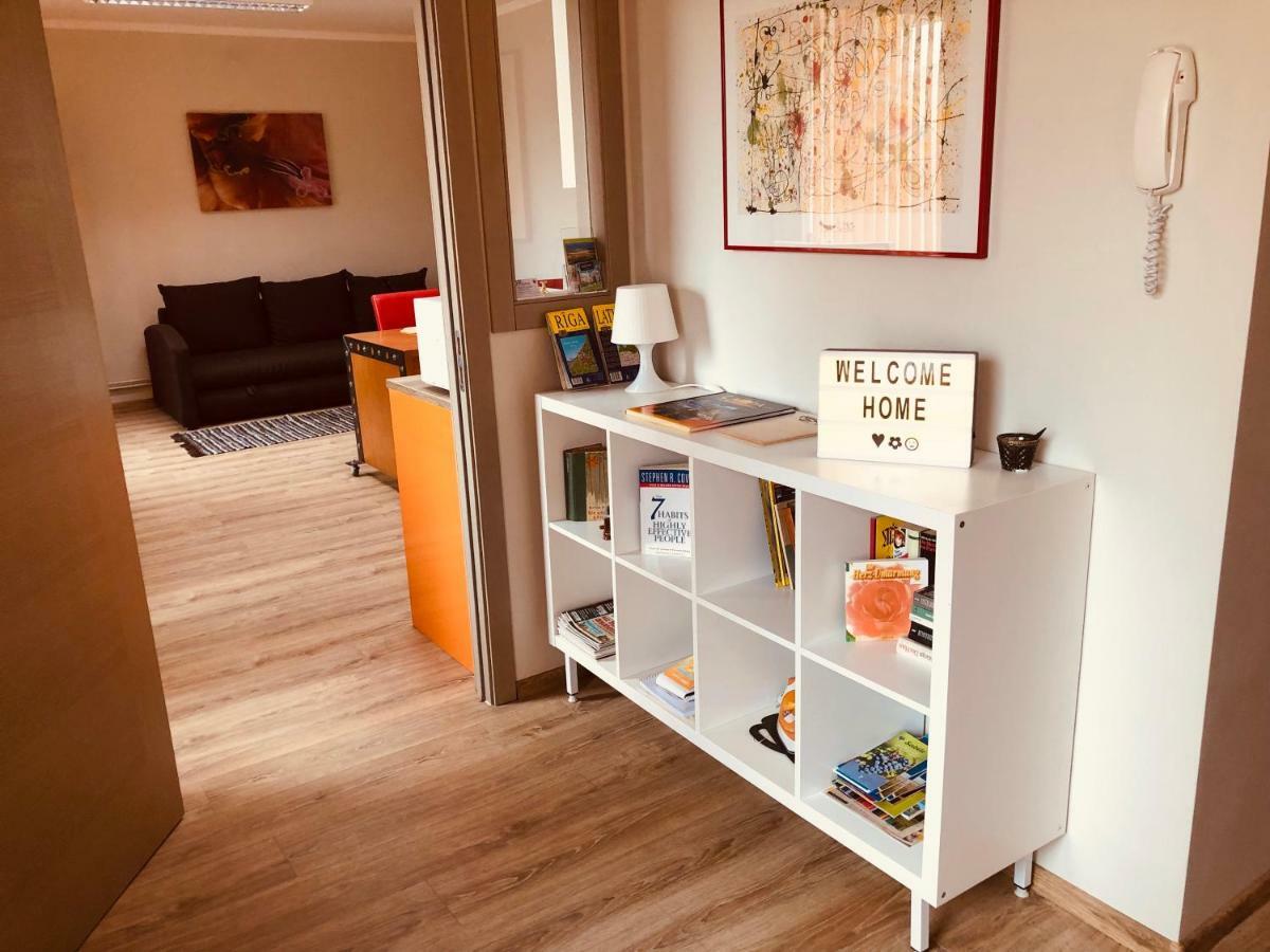Family Or Group Apartment In Silent Center 里加 外观 照片
